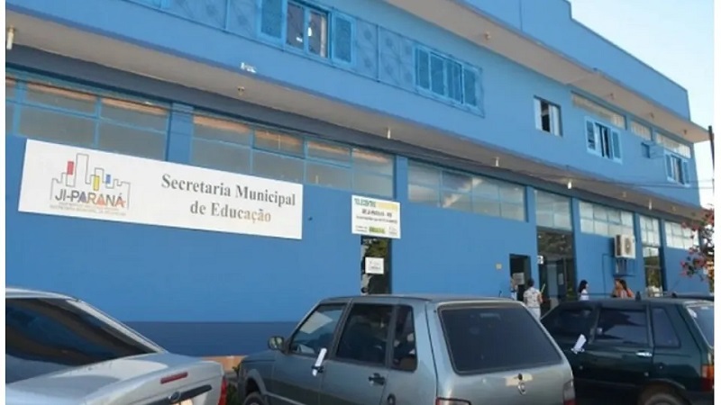 JI-PARANÁ: Após anúncio de protesto, professores são convidados para participar de reunião